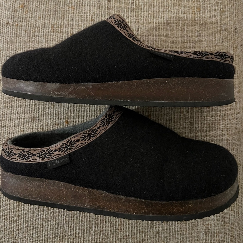 Women’s LL Bean Wool Slipper Clogs